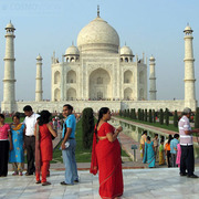 Willing to Enjoy Same Day Agra Tour at Budget Price? 